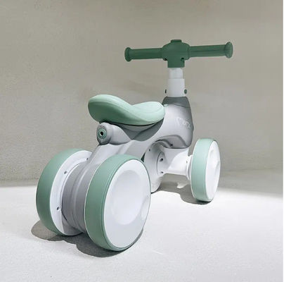 Hot Music Bubble Devices and Plastic Wheels Car for Kids Max Loading 30kg Self Scooter