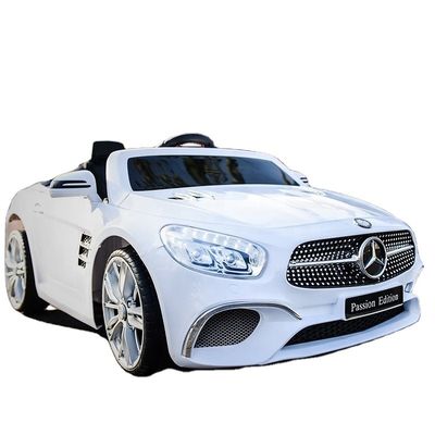 2.4G R/C Baby Ride On Toy Car with 2.6 3.5KM/H Speed and LED Lights Music Function