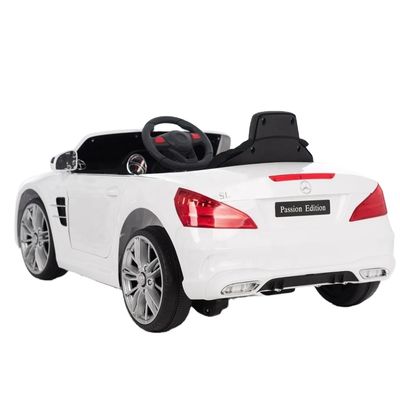 2.4G R/C Baby Ride On Toy Car with 2.6 3.5KM/H Speed and LED Lights Music Function