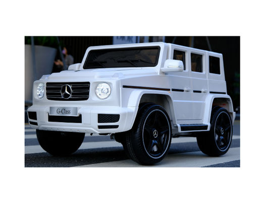 Multifunctional Remote Control Children's 12V Electric Ride On Car with White Paint